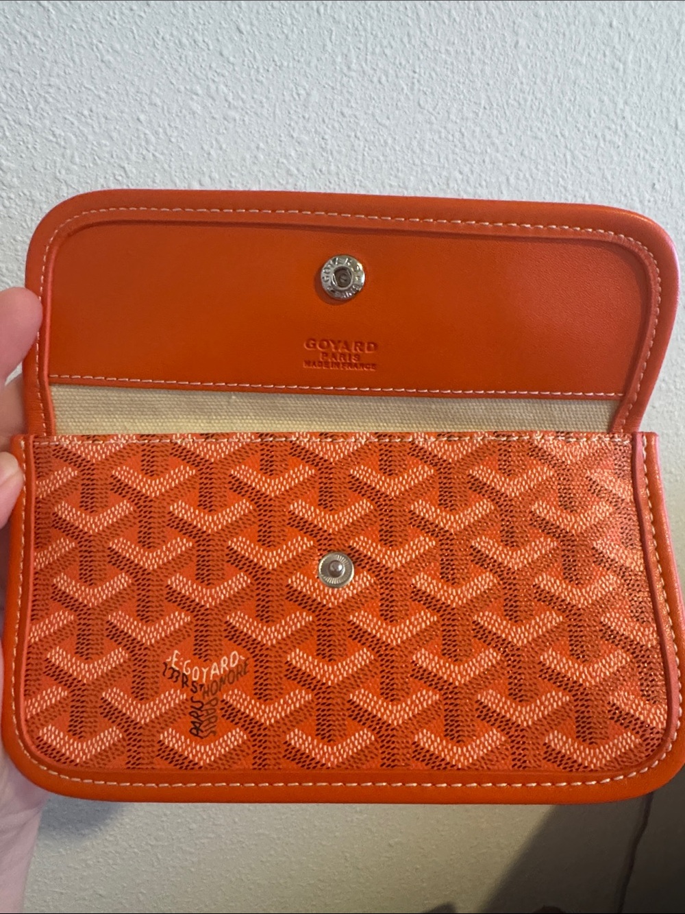 Fashion Orange Chevron Snap Pouch EEEUC LIKE NEW - Picture 4 of 10